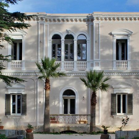 Villa Camilla Mola di Bari Bagian luar foto